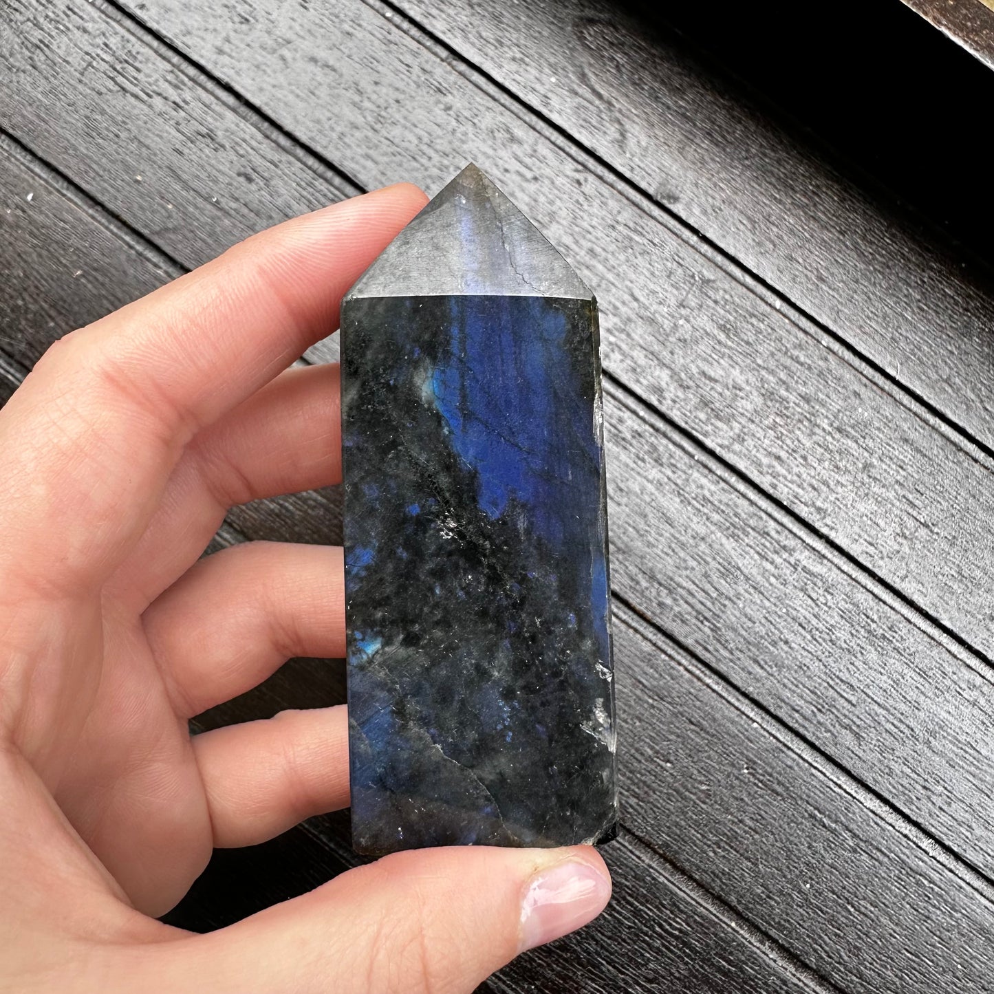 Torre in Labradorite (imperfetta)