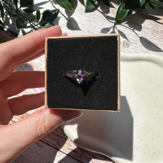 Anello Pipistrello in Ametista ( rame placcato argento)