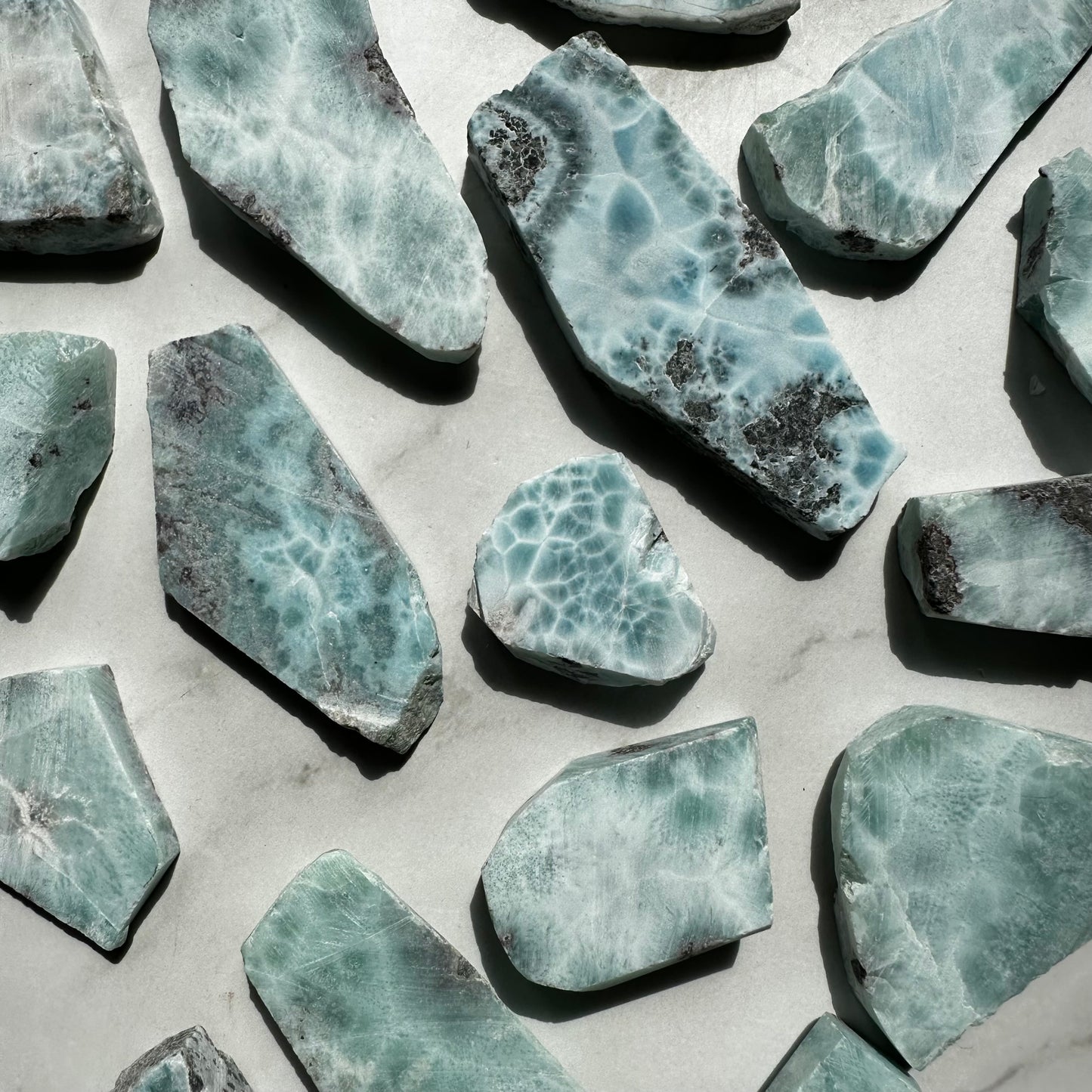 Larimar Grezzo