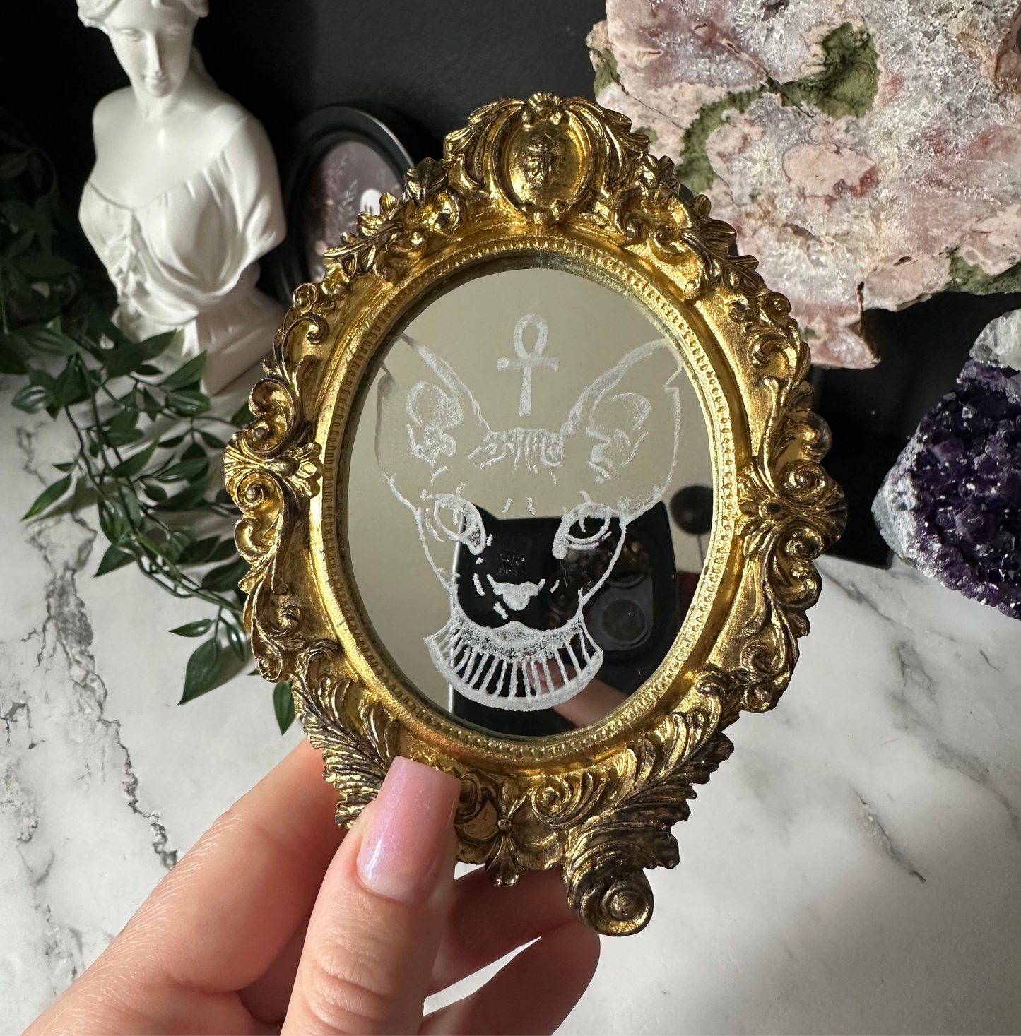 Specchio Inciso - Sphynx