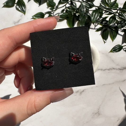 Orecchini Gatto in Granato